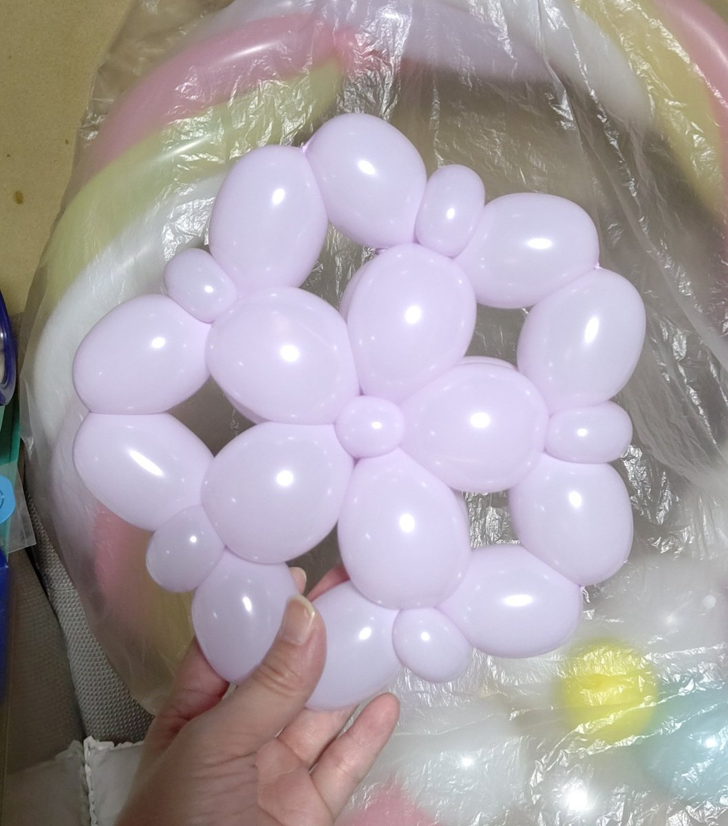 お星さまを作ろうとしたら、桜の花になったの図😆 [おもちゃの平野【Twitter】]