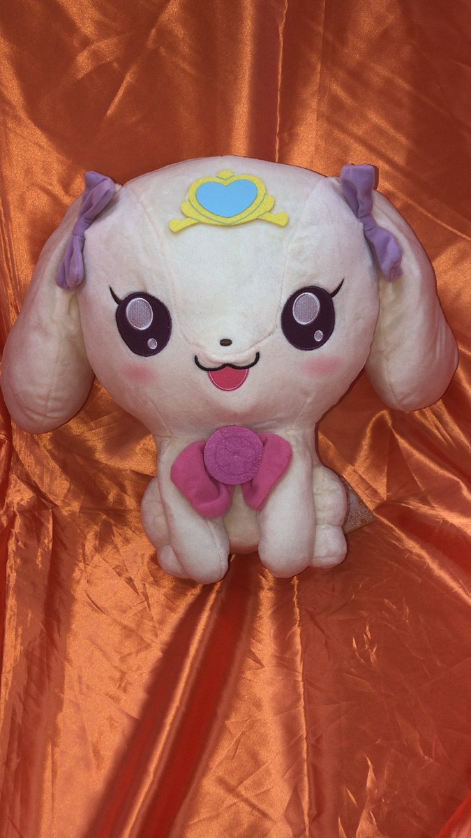 本日はヒーリングっど♡プリキュアの景品が大量に入荷しました。まずはラテのめちゃでかぬいぐるみ。かなりの大きさななので、お子様が... [ワンダーシティ札幌 プラボ札幌西町店【Twitter】]
