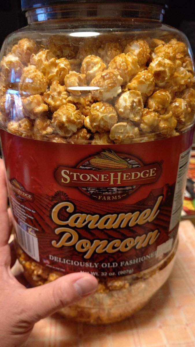 これは、おやつです！楽しみですなぁ [おもちゃの平野【Twitter】]