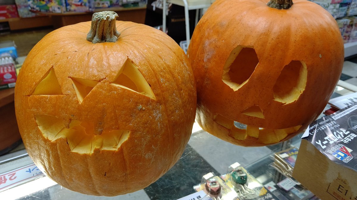 うちの店にも来た🎃🎃 https://t.co/Xj4jKgX8rR [おもちゃの平野【Twitter】]