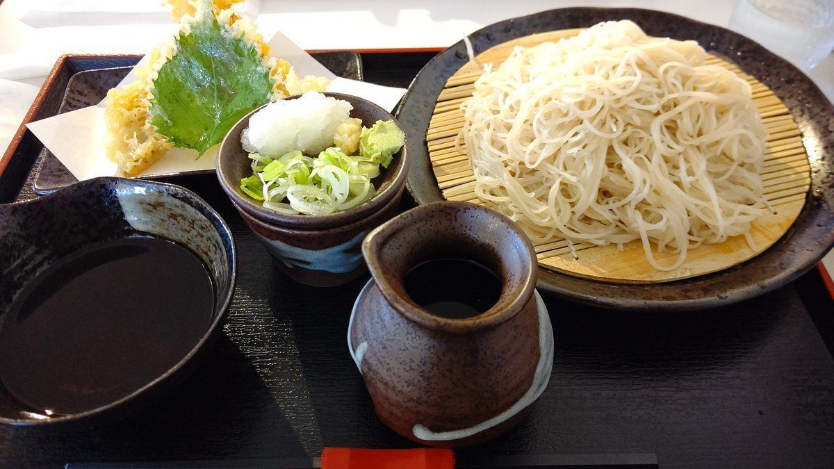 近所に出来たお蕎麦屋さんえんまるに来てみた。(笑) [おもちゃの平野【Twitter】]