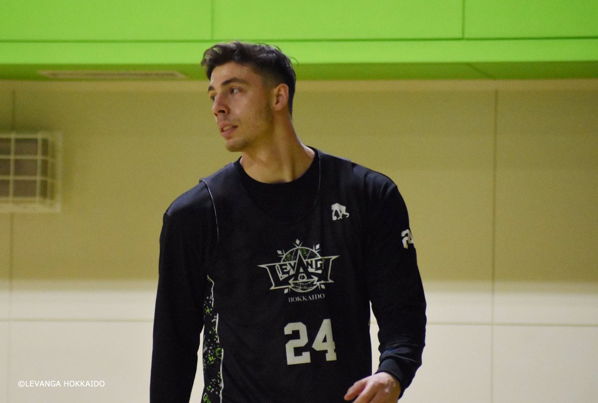 千葉戦前 #ニック・メイヨ選手 コメント「昔の仲間とまた会って対戦できることがとても楽しみだし、前に所属していたチームと対戦す... [レバンガ北海道【Twitter】]