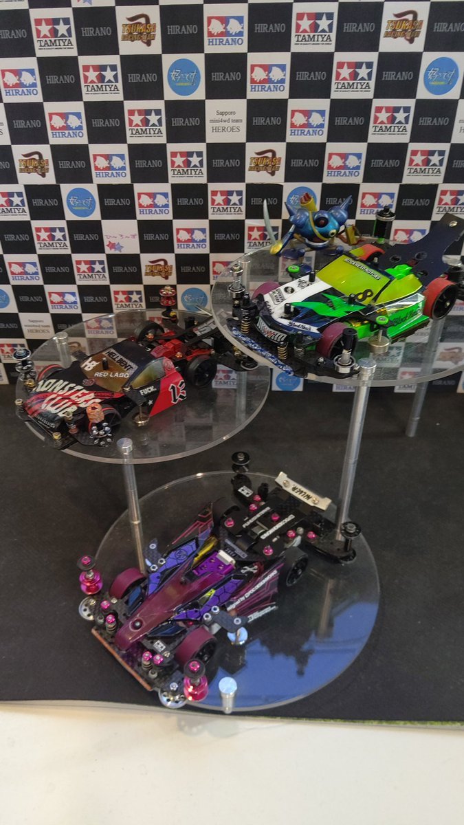 おもちゃの平野ミニ四駆大会、オープン部門優勝は、ゃんゃんです！高レベルの予選を勝ち抜き、決勝で更に一段速く走り優勝です！... [おもちゃの平野【Twitter】]