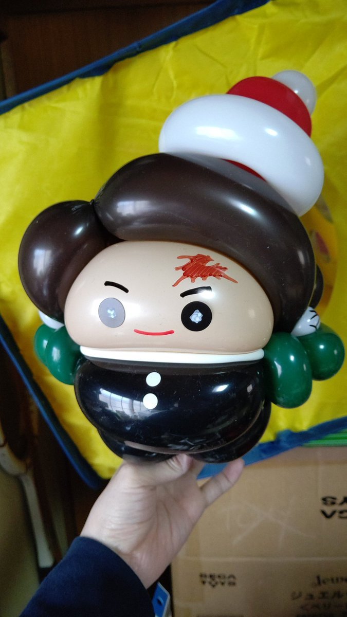 昨日の復習も兼ねて作ってみたけど、なんだかイマイチ💦違うことしよっと。#バルーンアート #おもちゃの平野 [おもちゃの平野【Twitter】]