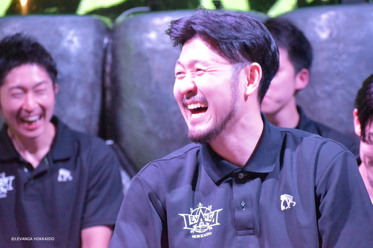 ＼#北海道から明日のガンバレを☀️／11月25日は『いい笑顔の日』でした。#いい笑顔の日#1日遅れでも#破壊力満点の#レバンガスマ... [レバンガ北海道【Twitter】]