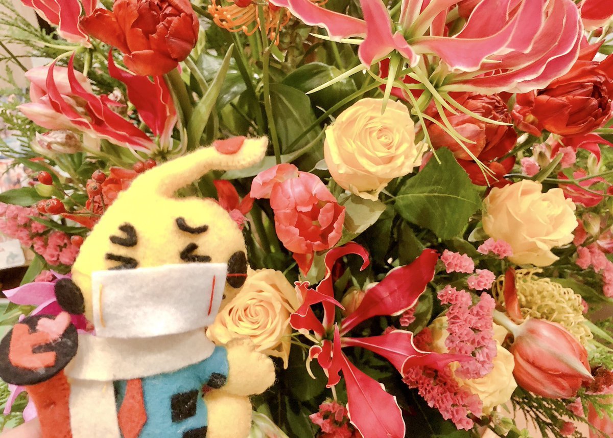 ピロスの花束代行ご予約受付中です！💐https://t.co/zA3eSHIqsT👆👆👆詳しくはコチラ✨ https://t.co/... [カラオケピロス【Twitter】]