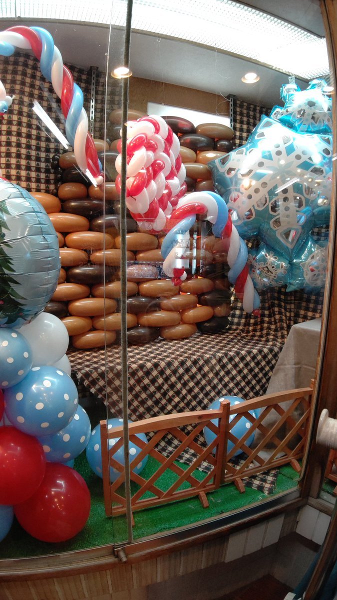 サンタさんいないよ！ヽ(д`ヽ)｡｡ｵﾛｵﾛｯ｡｡(ﾉ´д)ﾉ [おもちゃの平野【Twitter】]