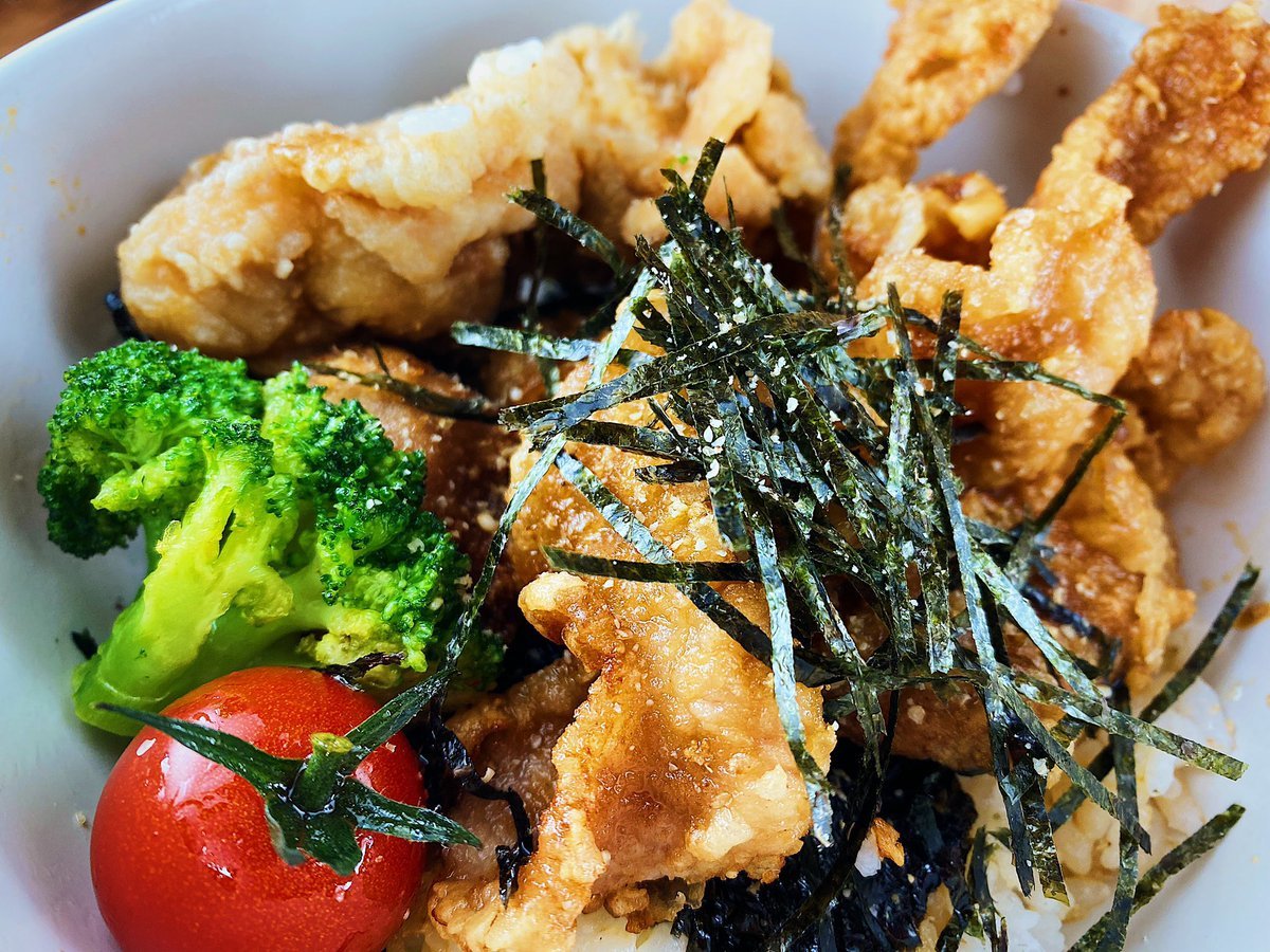 ありがとうございます！銀波露さんのおかげでピロたいが新たなステージに！ピロスでコラボ提供している「銀波露ぱいくぅメニュ... [カラオケピロス【Twitter】]