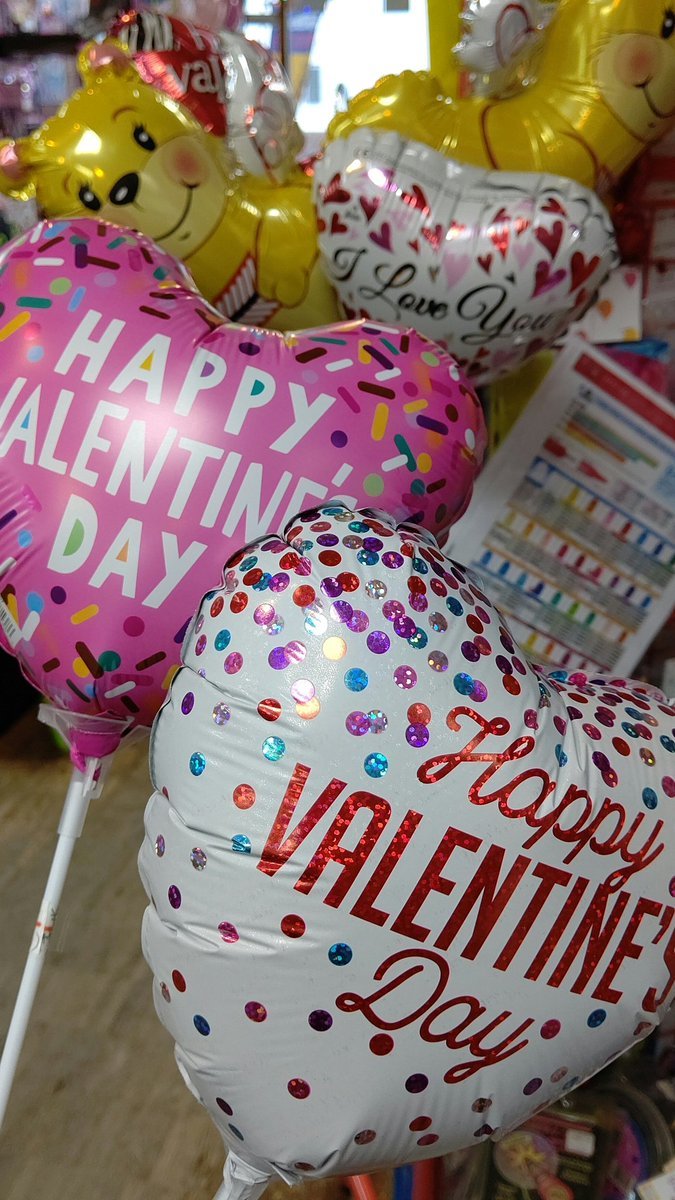 バレンタインだわ〜💝ずっと待ってたバルーンが到着したので嬉しい☺(雪で遅れてました❄)#バルーン #BalloonCandyCups #バ... [おもちゃの平野【Twitter】]