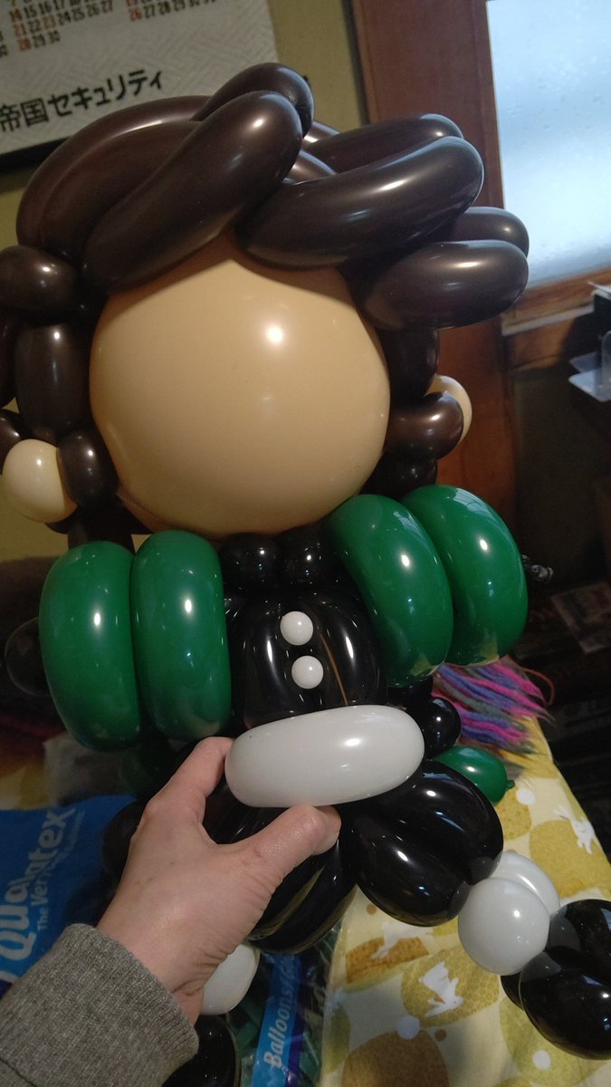 オラに画力を分けてくれーーー！！！！！！！！！！！！もしくは、誰か顔を描きに来てーーー！！！！！！！！！ [おもちゃの平野【Twitter】]