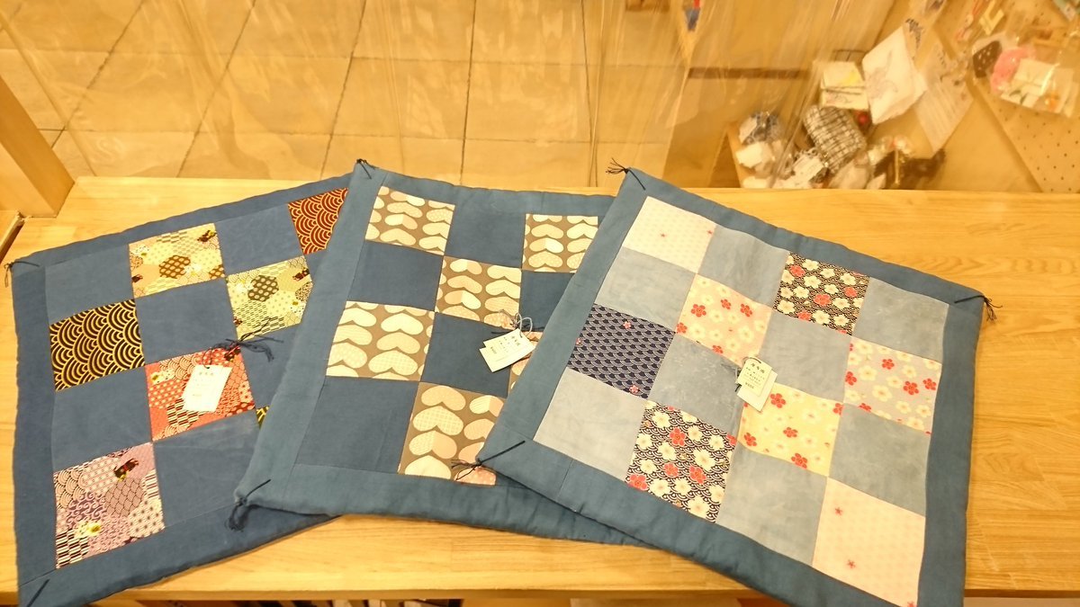 本日の入荷情報‼️#工房はまなす さんの商品が入荷しました😊藍染め・生藍染めのタオル、藍染めのカードケース、座布団が入りましたの... [元気ショップいこ～る【Twitter】]