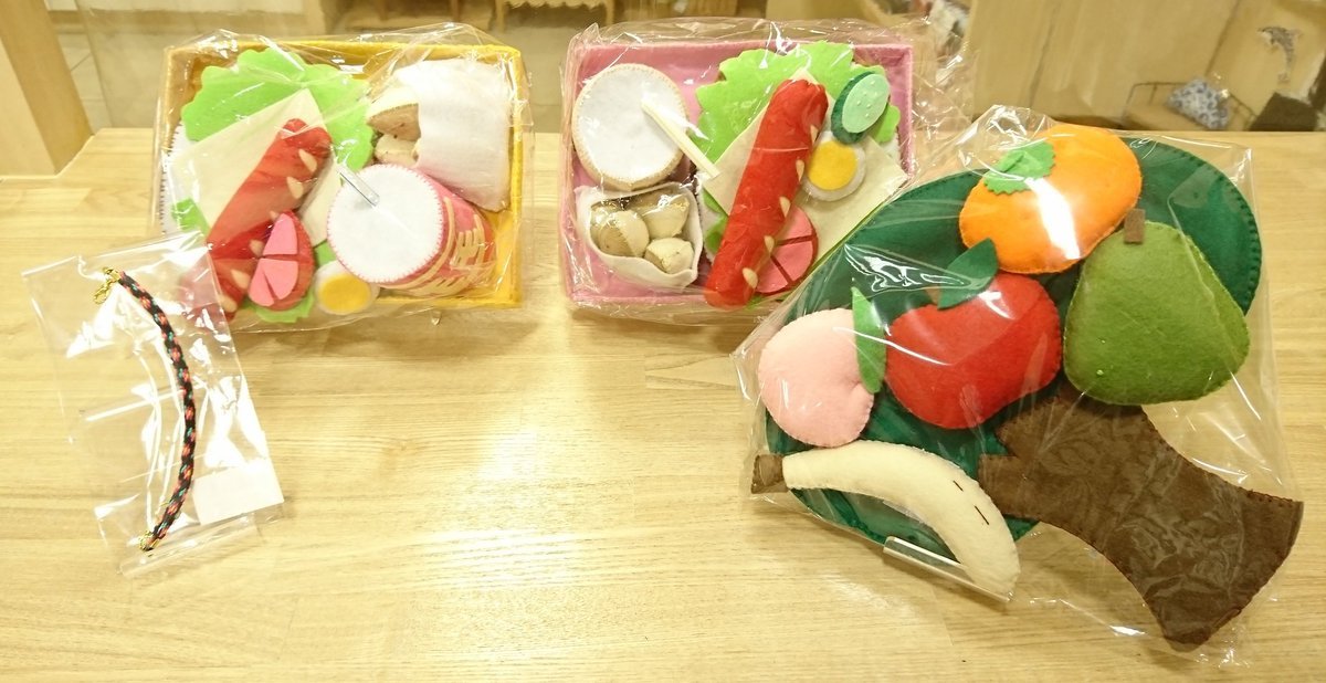 こんにちは、いこ～るです😊今日は、#ステップアップおたる さんの新商品のご案内です😃手作りで作った #ホットドッグセット、#くっつ... [元気ショップいこ～る【Twitter】]