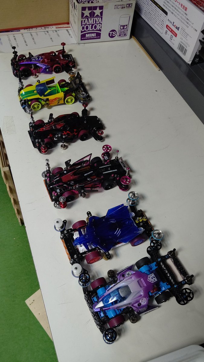 おもちゃの平野ミニ四駆大会オープン部門準決勝始めまーす(笑) [おもちゃの平野【Twitter】]