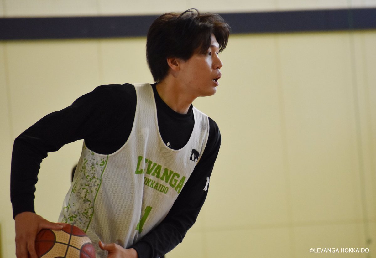広島戦前 #桜井良太 選手 コメント「意識しているプレーはリバウンド。限られた時間の中で特にオフェンスリバウンドは毎回飛び込むよ... [レバンガ北海道【Twitter】]