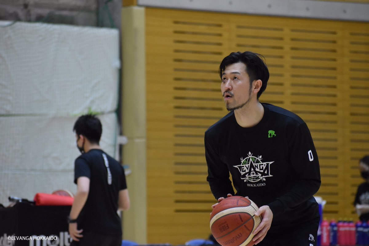 ／明日からリーグ戦再開！＼再開後一発目は今季初対戦となる大阪エヴェッサとの一戦。現地で応援される方、リモート応援される方... [レバンガ北海道【Twitter】]