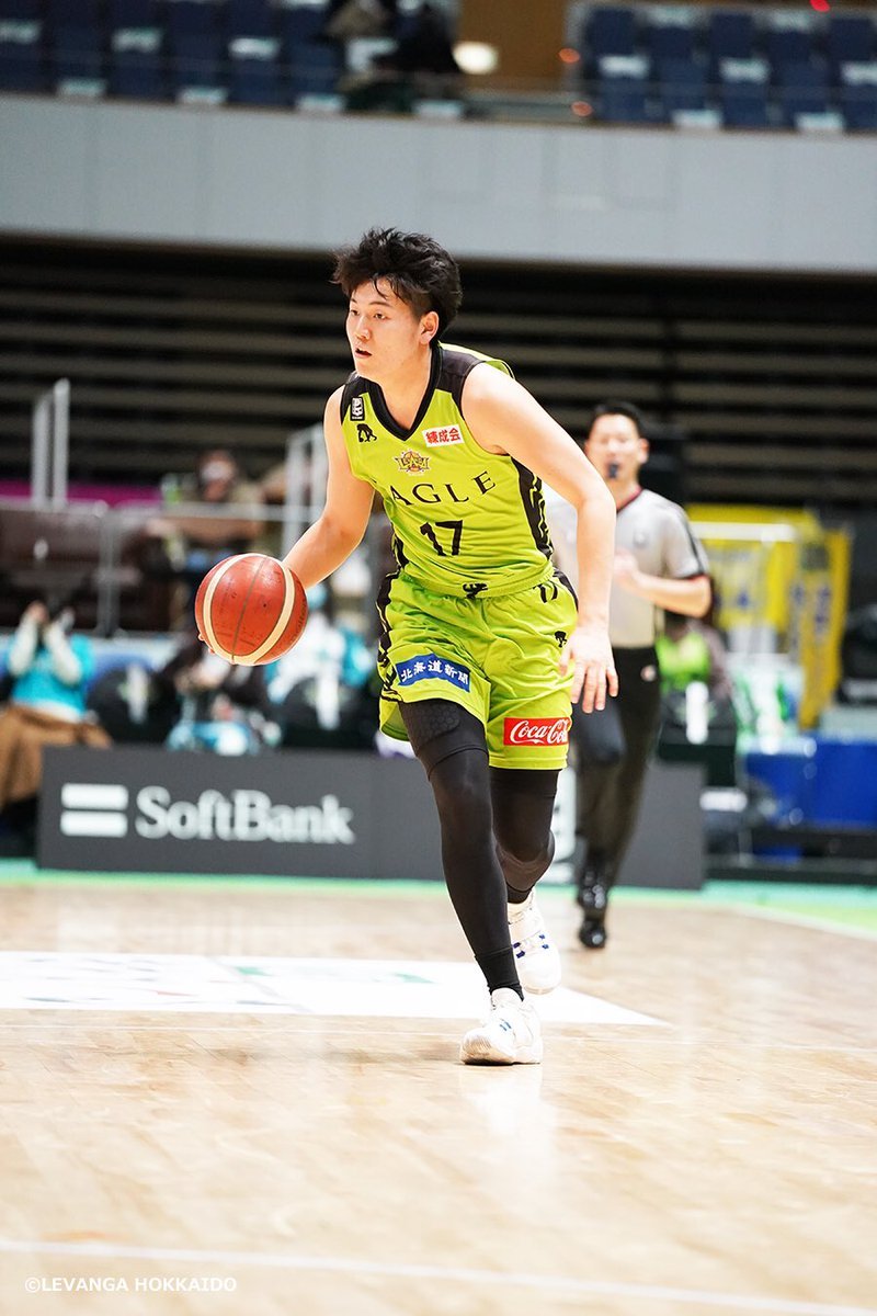 本日2021-22シーズンの選手契約締結が発表された #山口颯斗 選手🤌✨プレー映像と共に、#Bリーグ 公認アナリストの #佐々木クリス ... [レバンガ北海道【Twitter】]