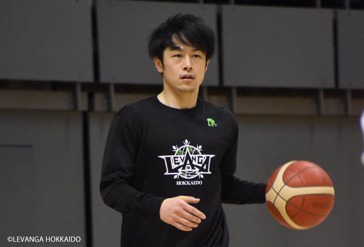 信州戦前 #多嶋朝飛 選手コメント「Bリーグに携わっている方々全員が、今難しい状況の中で日々試合に向けて準備していると思う。試合... [レバンガ北海道【Twitter】]