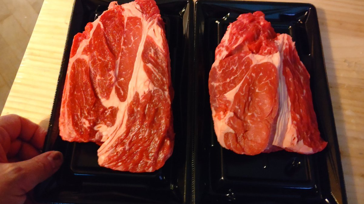 今日の晩御飯はデカイ肉で優勝です！(笑) [おもちゃの平野【Twitter】]