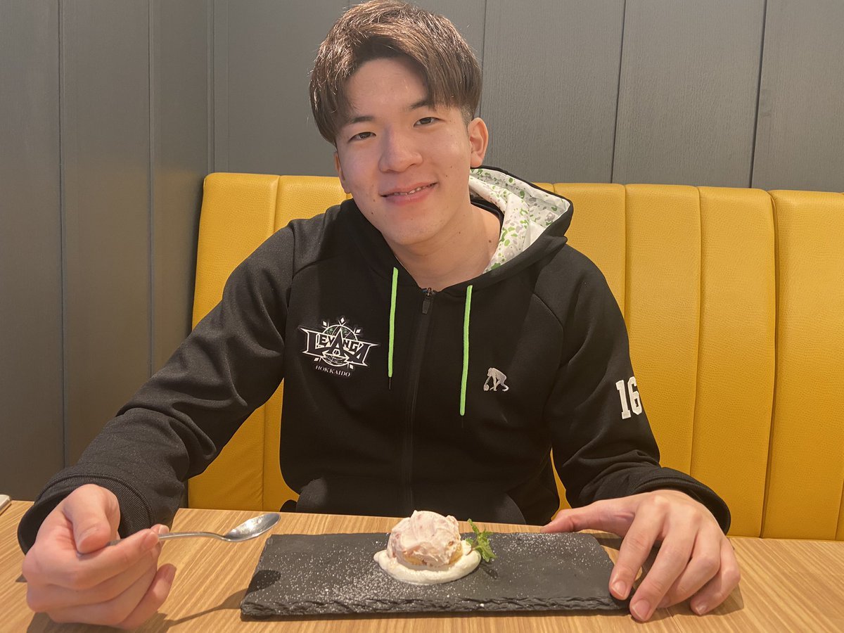 &quot;しまざき壮健牛&quot;と&quot;ミルクジェラート&quot;を生産されているのは #レバンガ北海道 オフィシャルスポンサー #ちえのわ事業協同組合 様🐄🥛✨... [レバンガ北海道【Twitter】]