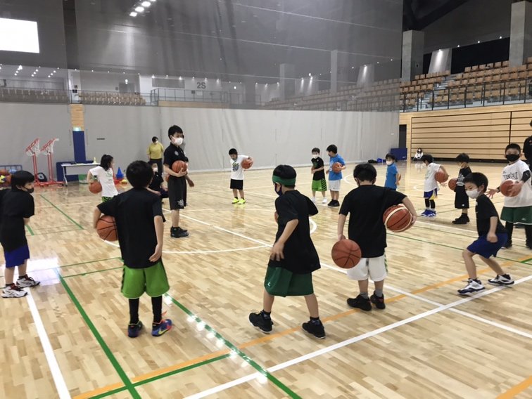 【採用情報】エナジー溢れるアカデミーコーチ募集中🏀レバンガ北海道では新規校の開校を見据えアカデミーコーチを募集中‼️本気でバス... [レバンガ北海道【Twitter】]