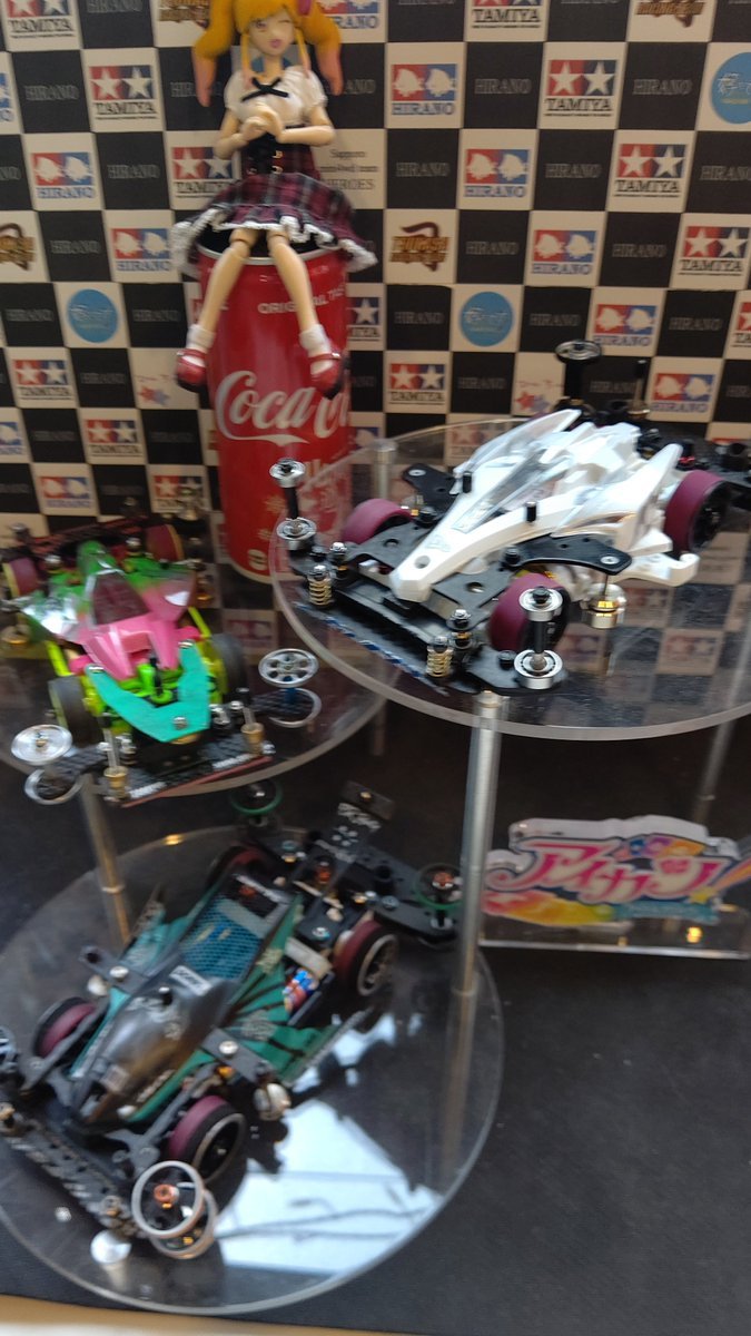 前回大会の報告が漏れていました。３月２７日おもちゃの平野ミニ四駆大会、オープン部門優勝は、とぉ君です。予選も全て勝ち抜き、... [おもちゃの平野【Twitter】]