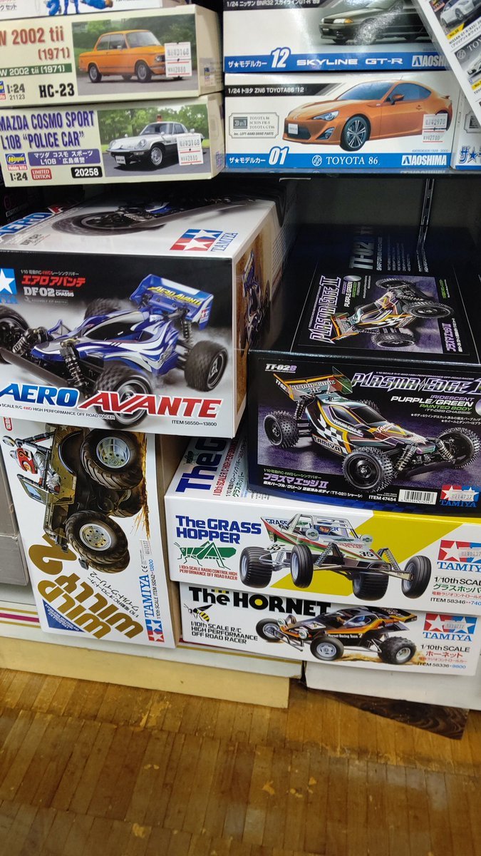 おもちゃの平野で自分がほしいラジコンを仕入れていたら、増えてきた(笑)何か作ろうかな [おもちゃの平野【Twitter】]