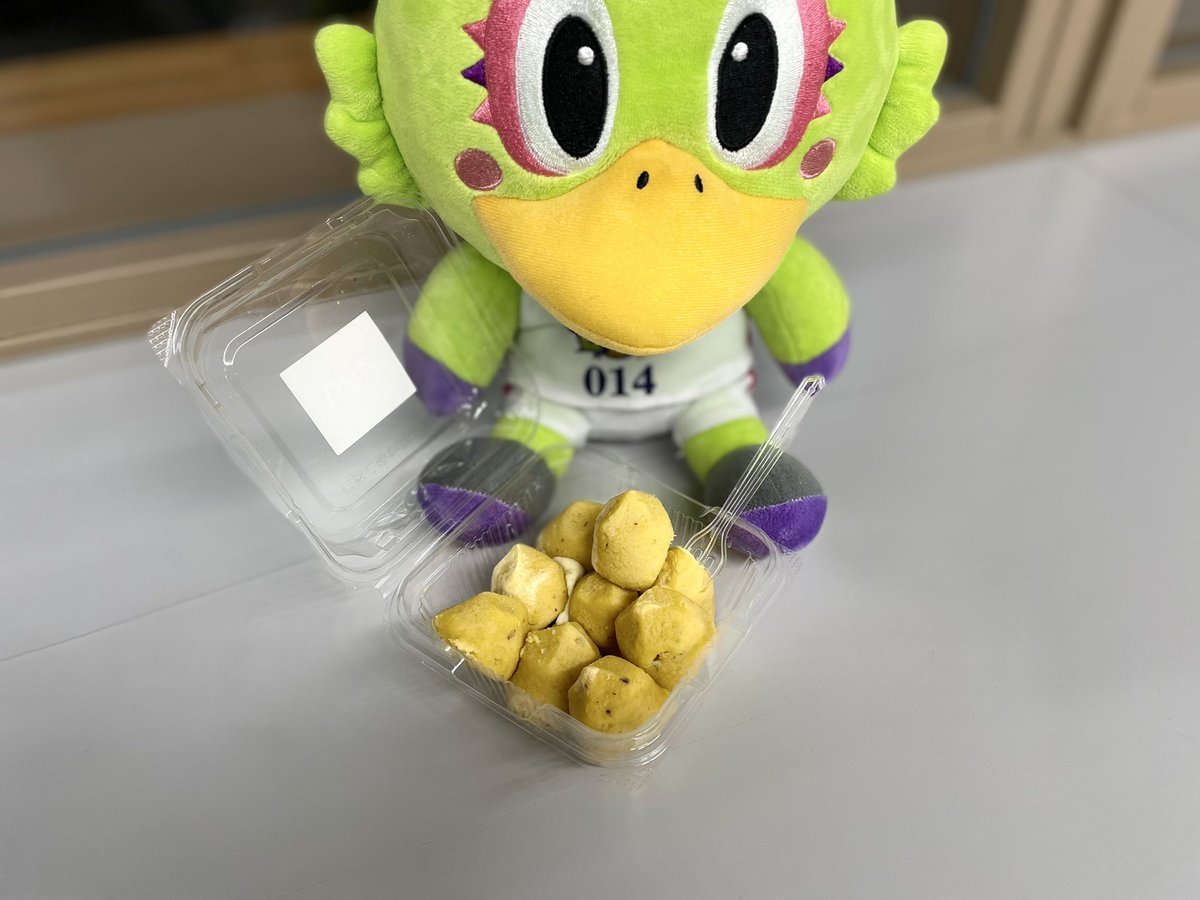 しっとりクリーミー🤤お母さん手作りのような優しい甘さ。ひとくちスイートポテトはいかがですか？🍠✨📍#サニーコッコ#北海きたえ... [レバンガ北海道【Twitter】]