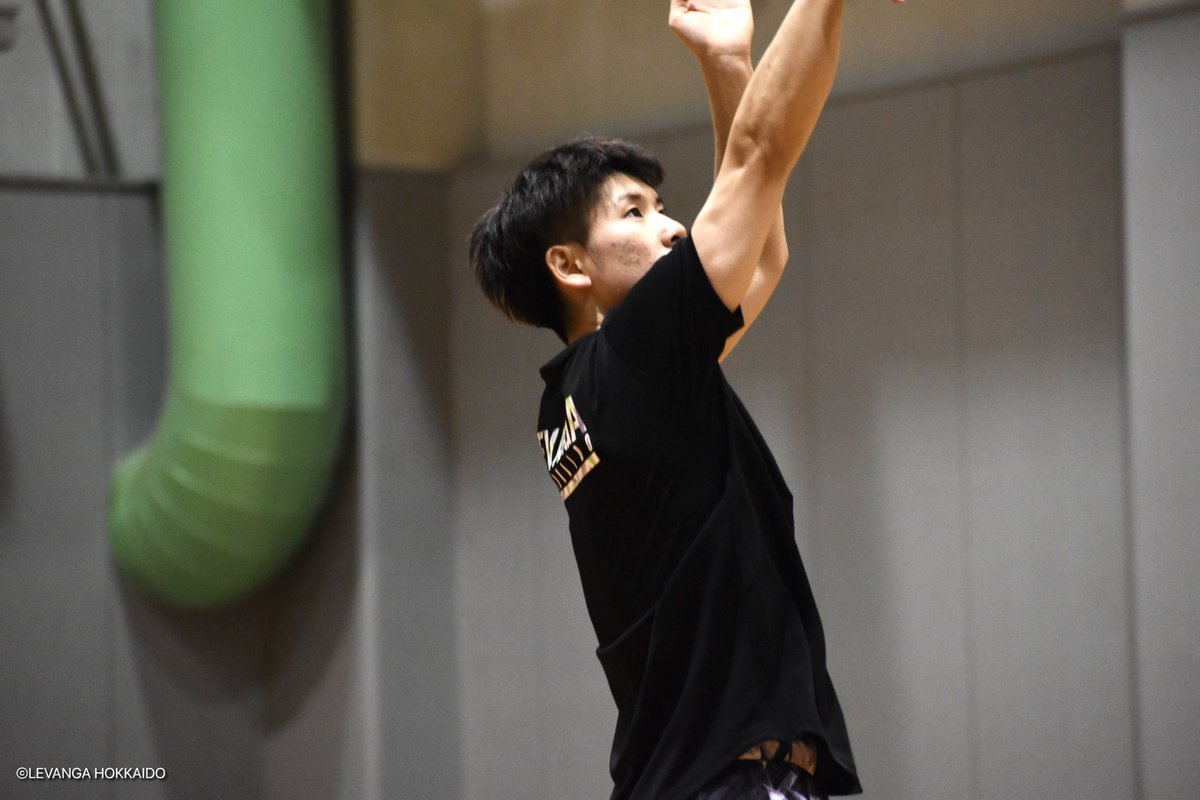 #本日練習後のシューティング⛹️‍♂️🔥#レバンガ北海道 #明日今季初戦#寺園脩斗 #中野司 #葛原大智 #山口颯斗 #全員ご紹介したいの... [レバンガ北海道【Twitter】]