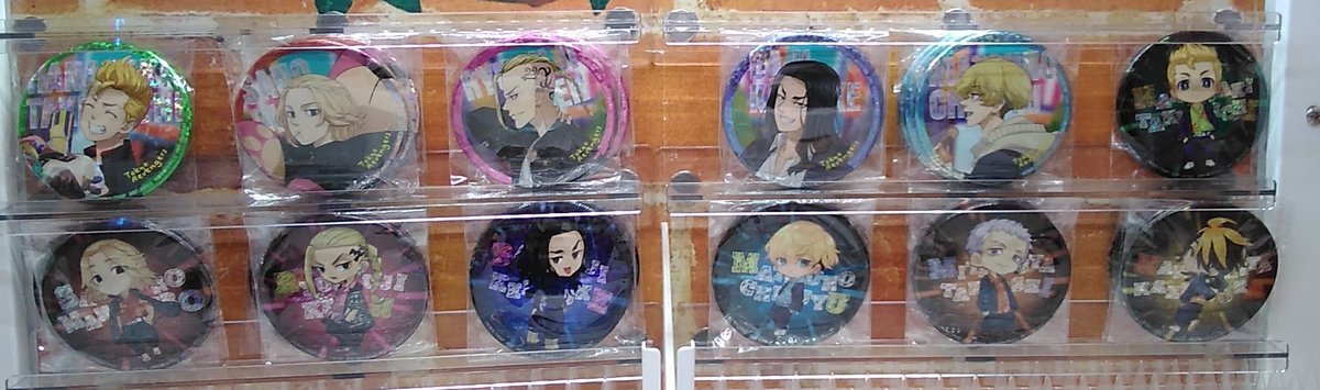 初日で完売してしまった、ナムコ限定の東京リベンジャーズホログラム缶バッジが再入荷しました！#東京リベンジャーズ [ワンダーシティ札幌 プラボ札幌西町店【Twitter】]