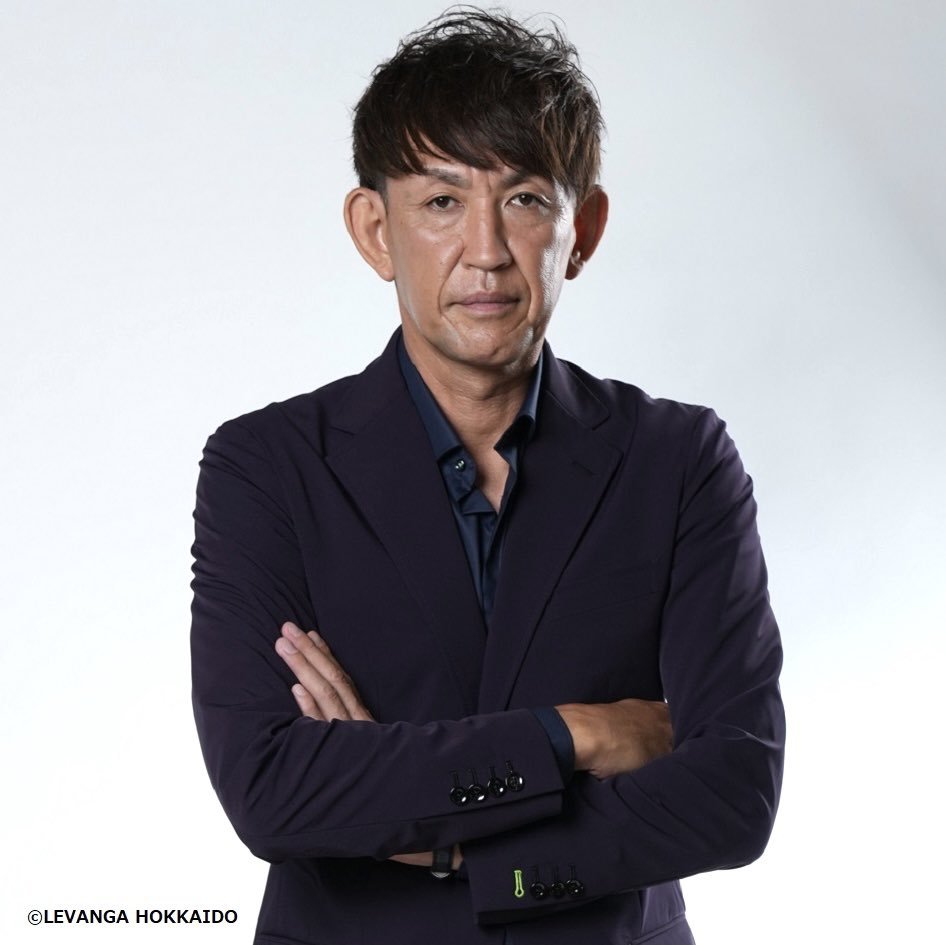 「ビジネスEXPO」同時開催「スマートエネルギーフォーラム2021」にてSDGsパートナー #北海電気工事株式会社 様のブースへ折茂武彦とレ... [レバンガ北海道【Twitter】]