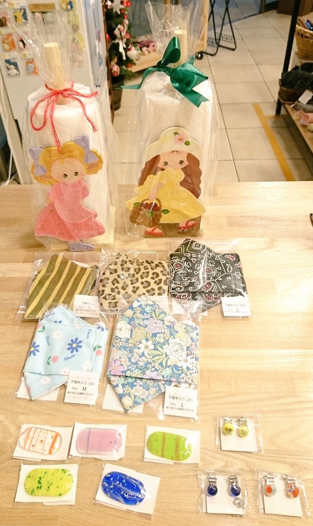 本日の入荷情報‼️#ユートピア さんの #ペーパーホルダー #マスク #箸置き #帽子止め #ティッシュケース #ペットボトル入れ が入荷致... [元気ショップいこ～る【Twitter】]