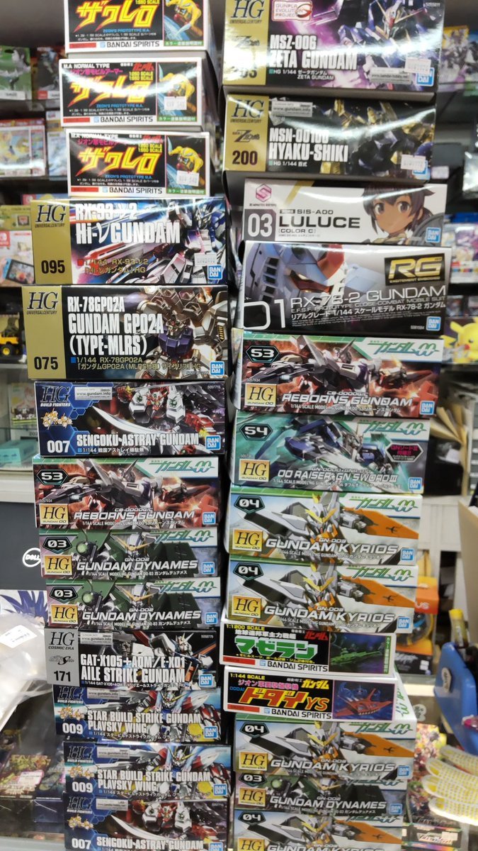 おもちゃの平野にガンプラが入荷してます!少しづつ、毎日入荷してますね。（笑） [おもちゃの平野【Twitter】]