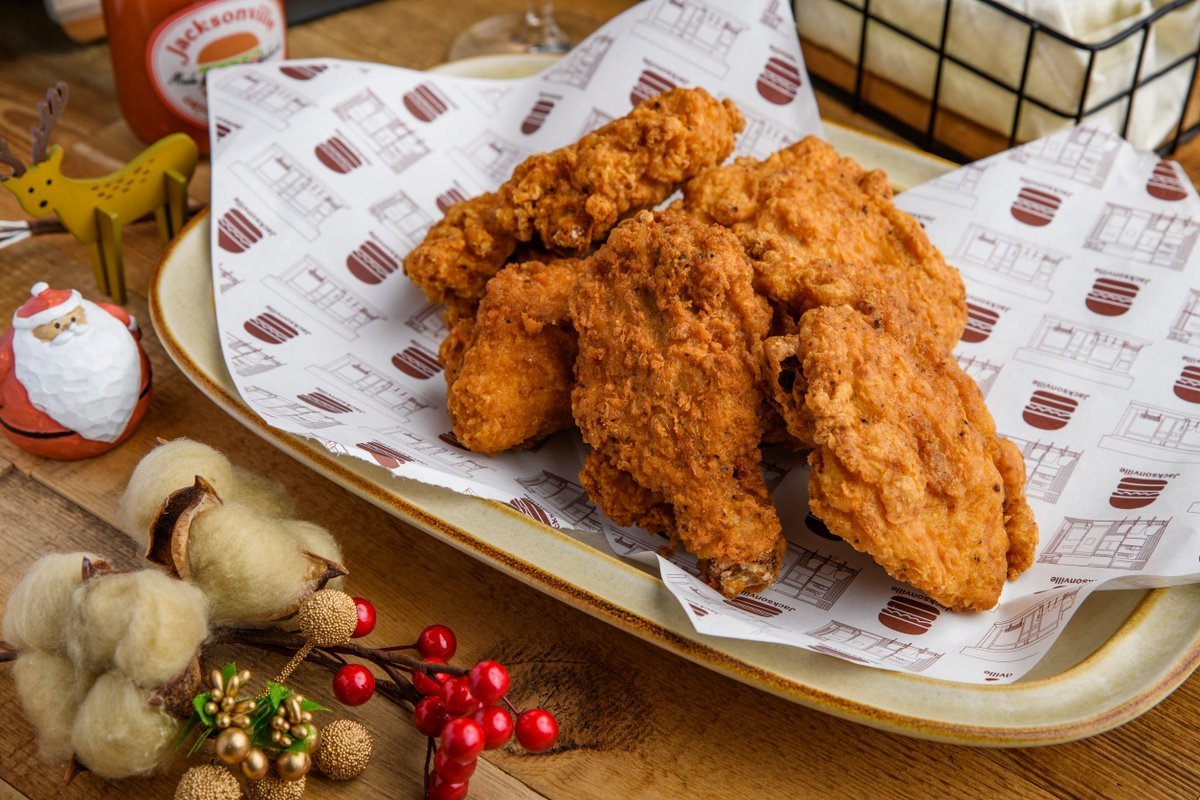オフィシャルスポンサー #ジャクソンビル 🍔12月のおすすめは…⛄🎄クリスマス恒例【ジャクソンチキン】🍗✨【5ピース入り1390円】H... [レバンガ北海道【Twitter】]