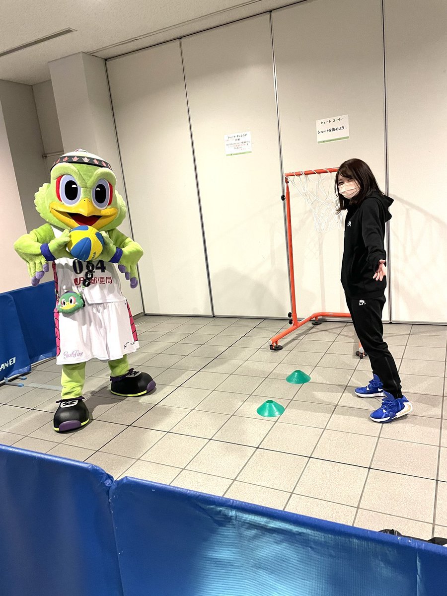 バスケに興味がある子、レバンガが大好きな子、この機会にぜひ体験してみてくださいませ👦👧✨初回は12:45〜！#レバンガ北海道バス... [レバンガ北海道【Twitter】]