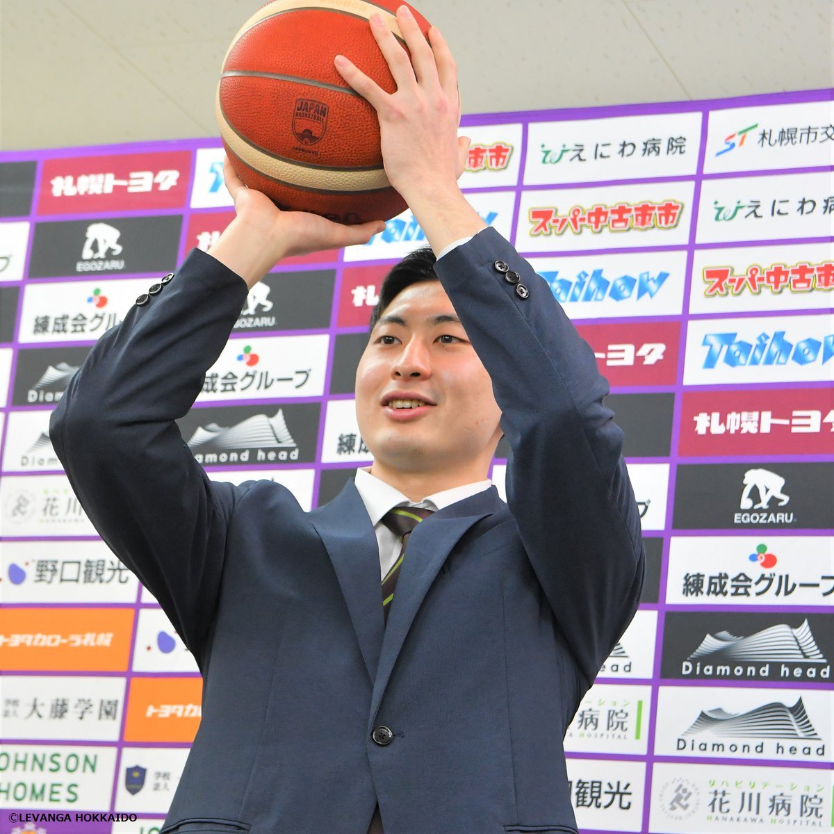 2021ｰ22シーズン 特別指定選手#松下裕汰 選手に注目👀インカレ2021で白鴎大学を見事初優勝に導く！バスケ強豪校から優勝を勝ちとる.... [レバンガ北海道【Twitter】]
