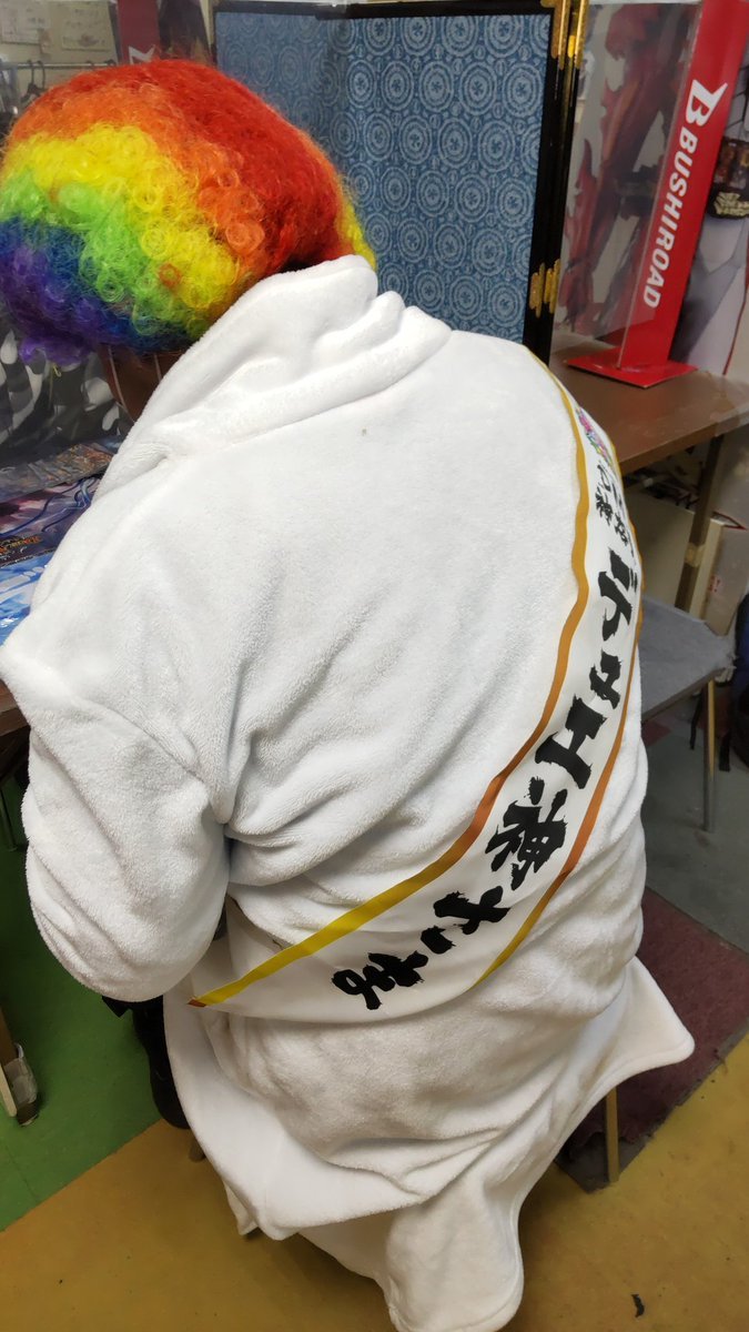 おもちゃの平野、デュエルマスターズ大会、デュエパラ始まりました!今日も、デュエ神様は元気なみんなの対戦を受けてます!神様... [おもちゃの平野【Twitter】]