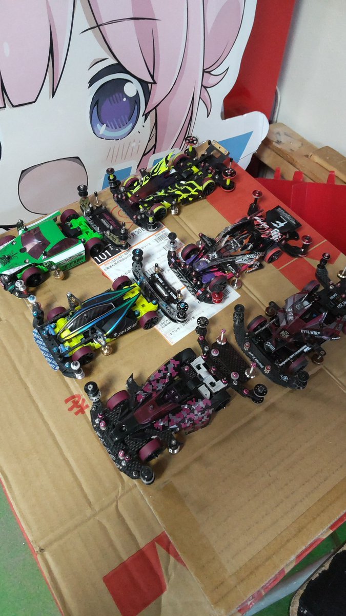 おもちゃの平野ミニ四駆大会オープン部門準決勝始めまーす [おもちゃの平野【Twitter】]