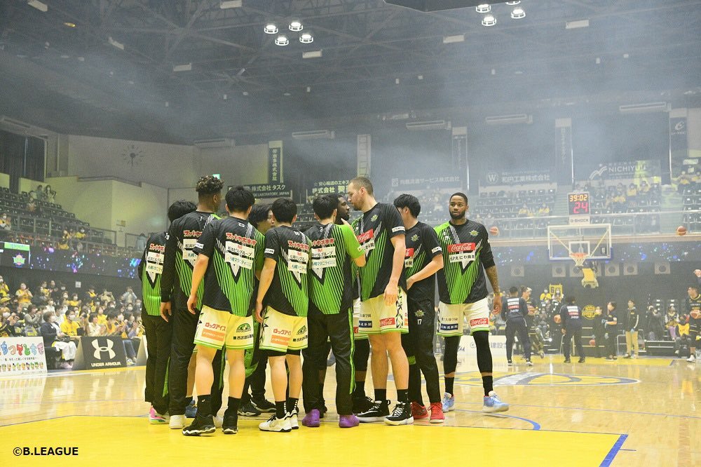 GAME DAY.オーバータイムにもつれた激闘を制し、手にした勝利。1勝を自信と勢いに。ディフェンス、リバウンドを徹底し、チームで... [レバンガ北海道【Twitter】]
