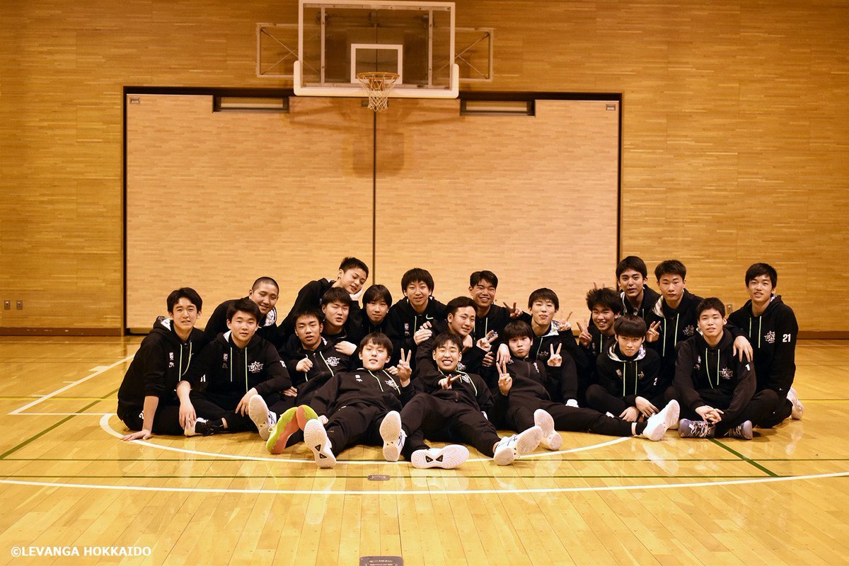 📝実施報告📸昨日3/20、#レバンガ北海道U15 二期生の卒団式を実施いたしました。選手たちの“可能性しかない”これからの歩みを心より応... [レバンガ北海道【Twitter】]