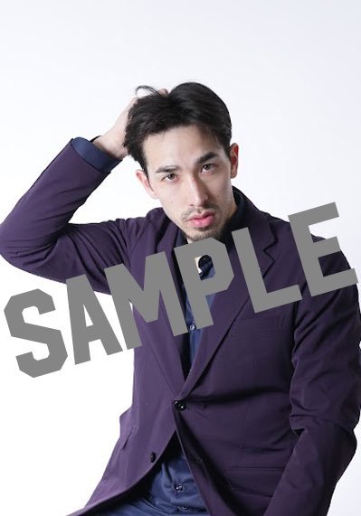 レバブーの皆さま、こんばんは。来週末 滋賀戦の #選手ごひいきセット のサイン入り生写真、爆イケですよ😎😎✨購入締め切りは【4/8(金.... [レバンガ北海道【Twitter】]