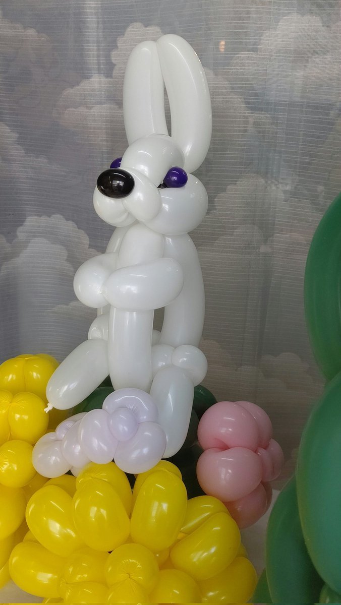 森の仲間、うさぎちゃん🐰#バルーンアート #おもちゃの平野 [おもちゃの平野【Twitter】]