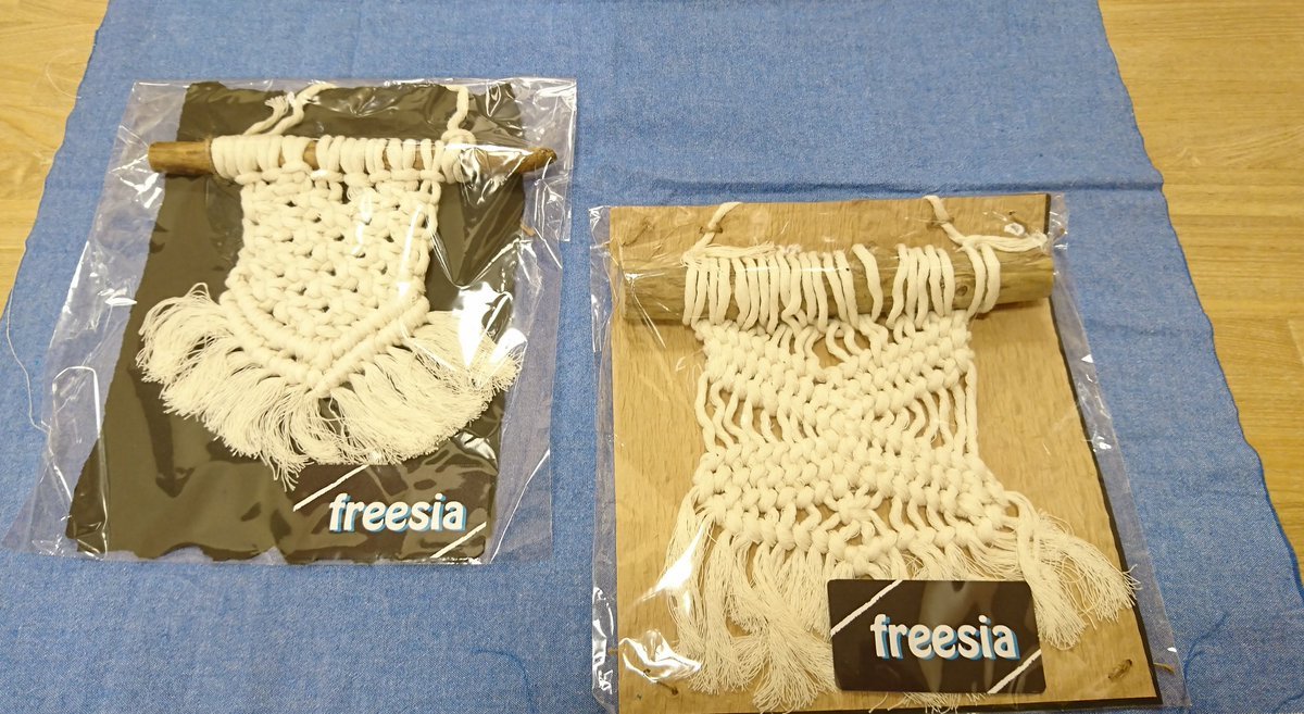 本日の入荷情報新商品情報‼️北の国からでお馴染みの富良野市の事業所 #freesia さんの #マクラメタペストリー #ミサンガ #木製..... [元気ショップいこ～る【Twitter】]