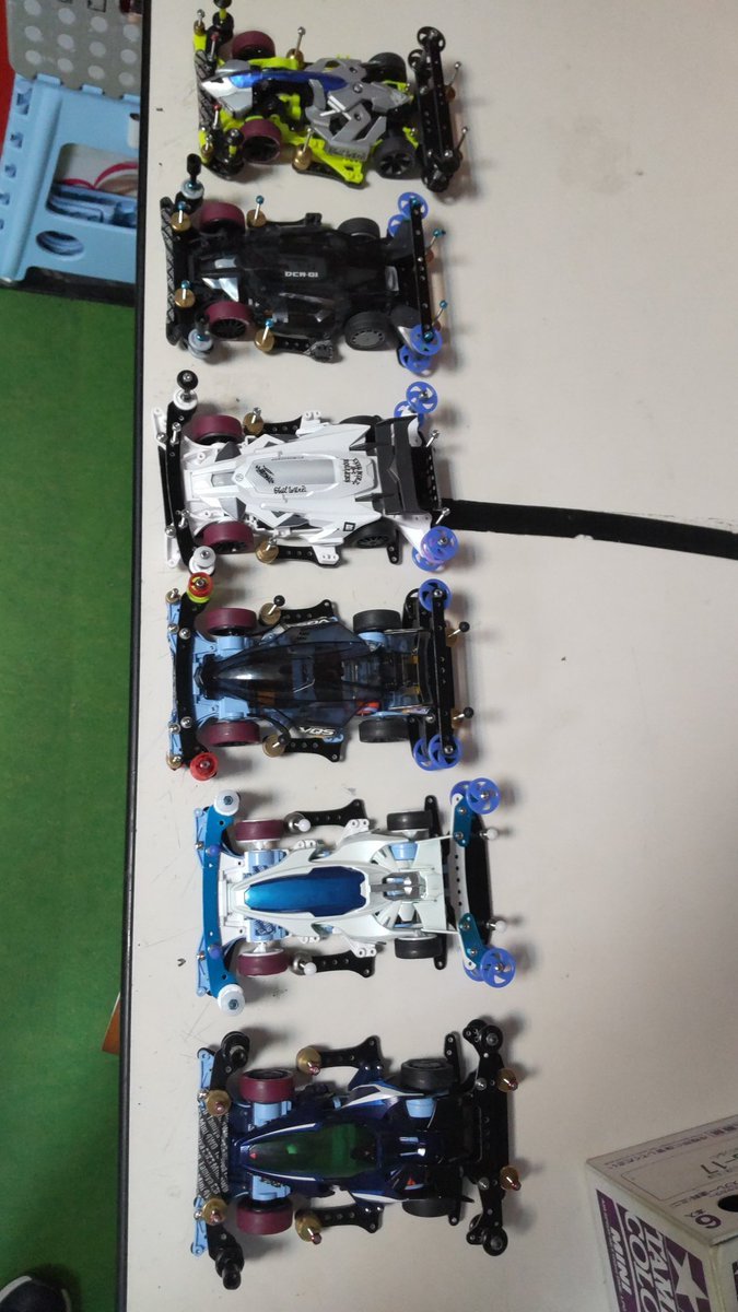 おもちゃの平野ミニ四駆大会KPR部門準決勝始めまーす!（笑） [おもちゃの平野【Twitter】]