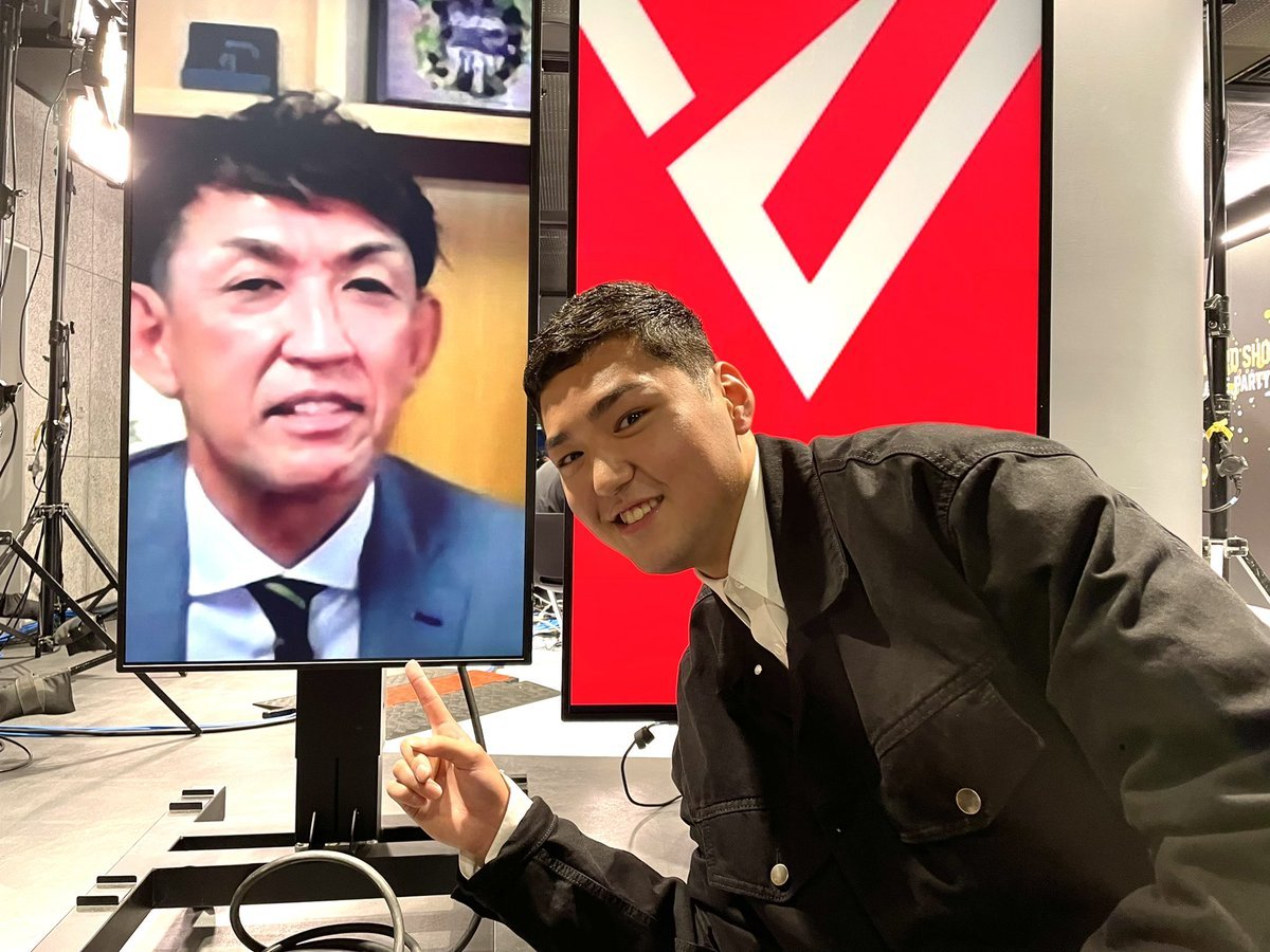 『B.LEAGUE AWARD SHOW 2021-22』の前夜祭にあたる『TAILGATE PARTY』の様子は #Bリーグ のYouTu... [レバンガ北海道【Twitter】]