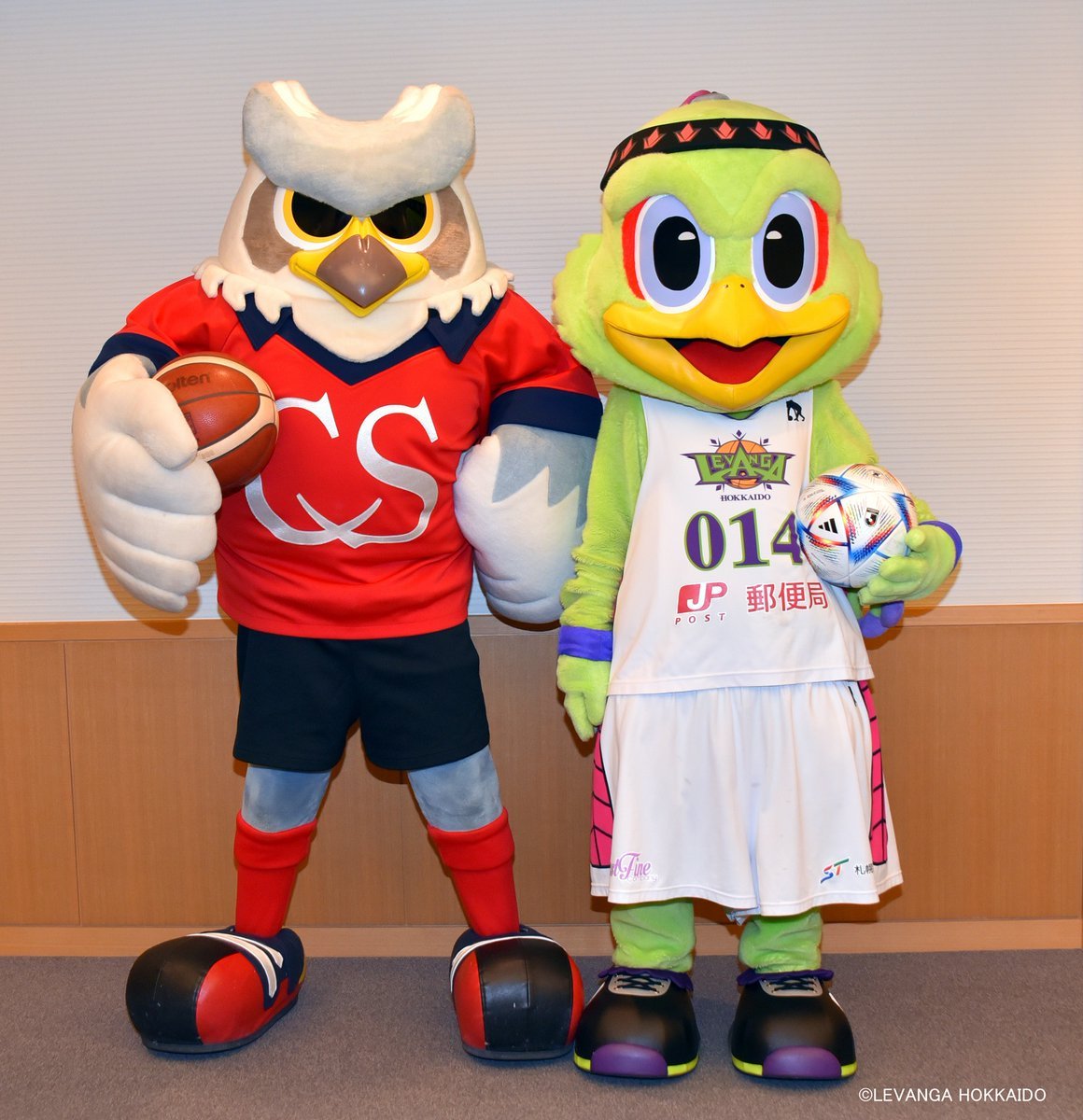 このたび #レバンガ北海道 は、北海道をホームタウンとして共に活動する #北海道コンサドーレ札幌 を運営する株式会社コンサドーレと... [レバンガ北海道【Twitter】]