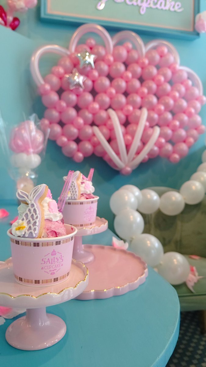 新作ジェラート本日発売✨#サリーズカップケーキ #バルーンアート #おもちゃの平野 [おもちゃの平野【Twitter】]