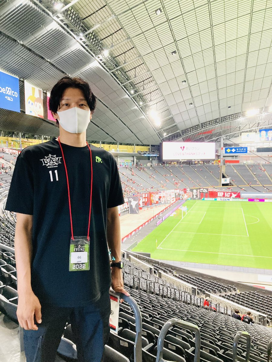 #桜井良太 選手が#札幌ドーム にやって来ましたよ〜😉✨ピッチに登場するのは、12:30〜予定⏰#コンサドーレスポーツDAY トークショ.... [レバンガ北海道【Twitter】]