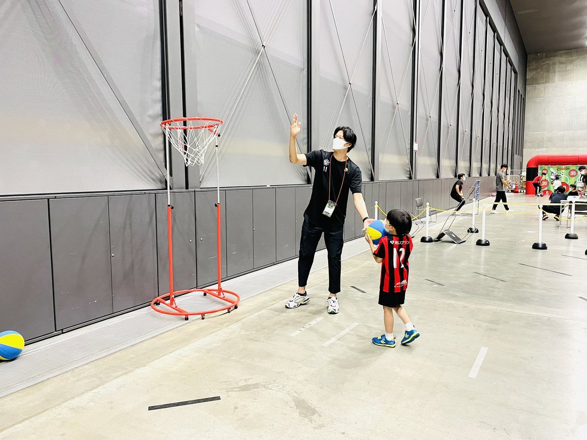 #コンサ・キッズランド に#桜井良太 選手がやって来ましたよ〜🏀✨⚠️13:40に、すべてのブースが終了するようです🙇‍♀️#レバンガ北... [レバンガ北海道【Twitter】]