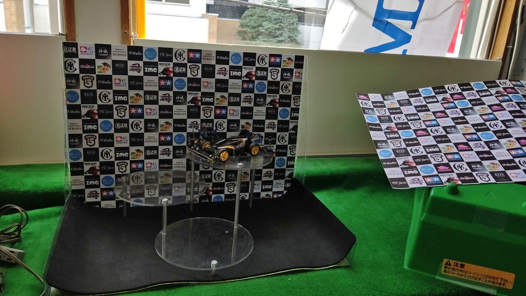 バックパネル更新しました！BZRが仲間入り✨#おもちゃの平野 [おもちゃの平野【Twitter】]