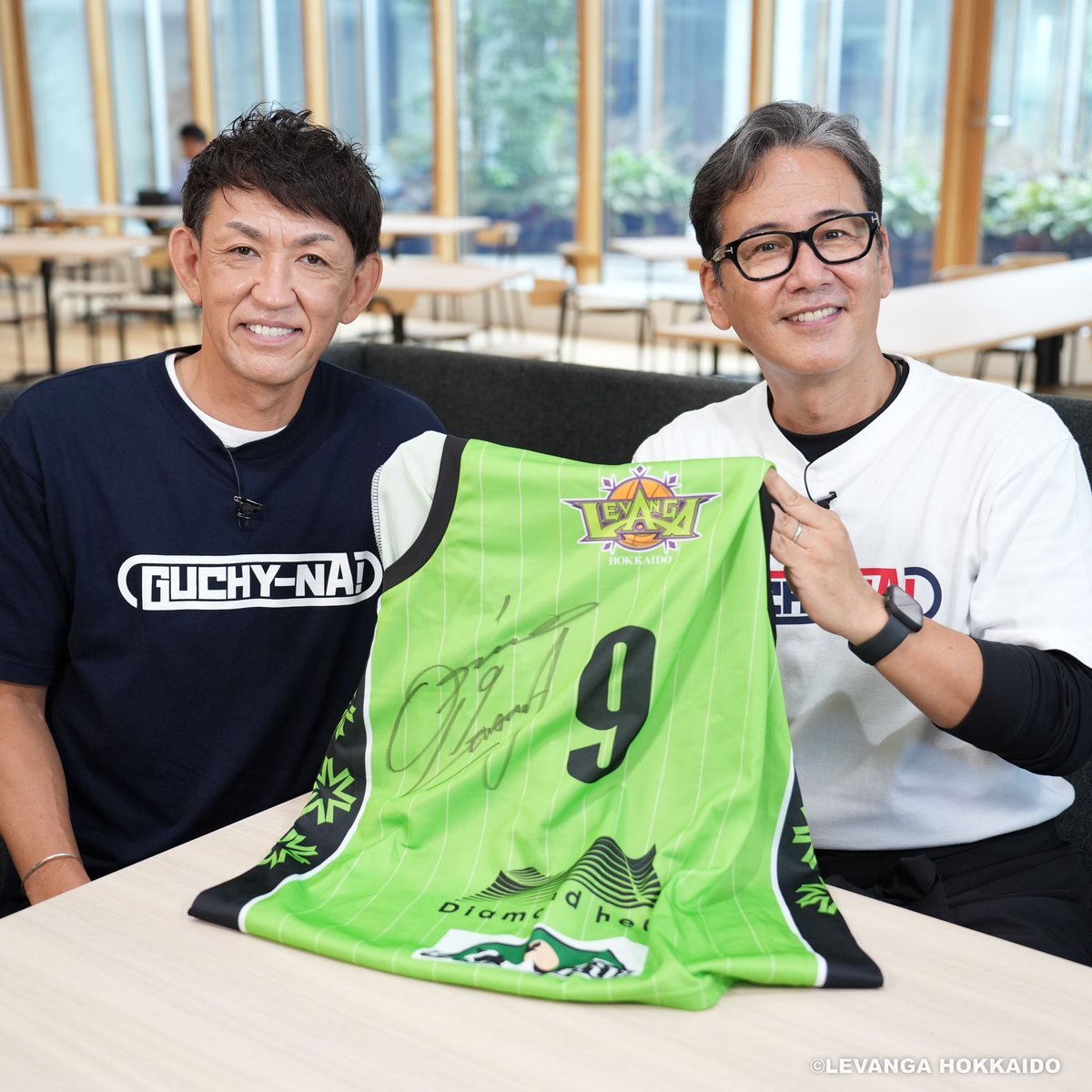 【メディア出演情報📺】8/25(木)9:55〜  #HBC グッチーな！内に #折茂武彦 社長が出演させていただきました👏グッチーさんの... [レバンガ北海道【Twitter】]